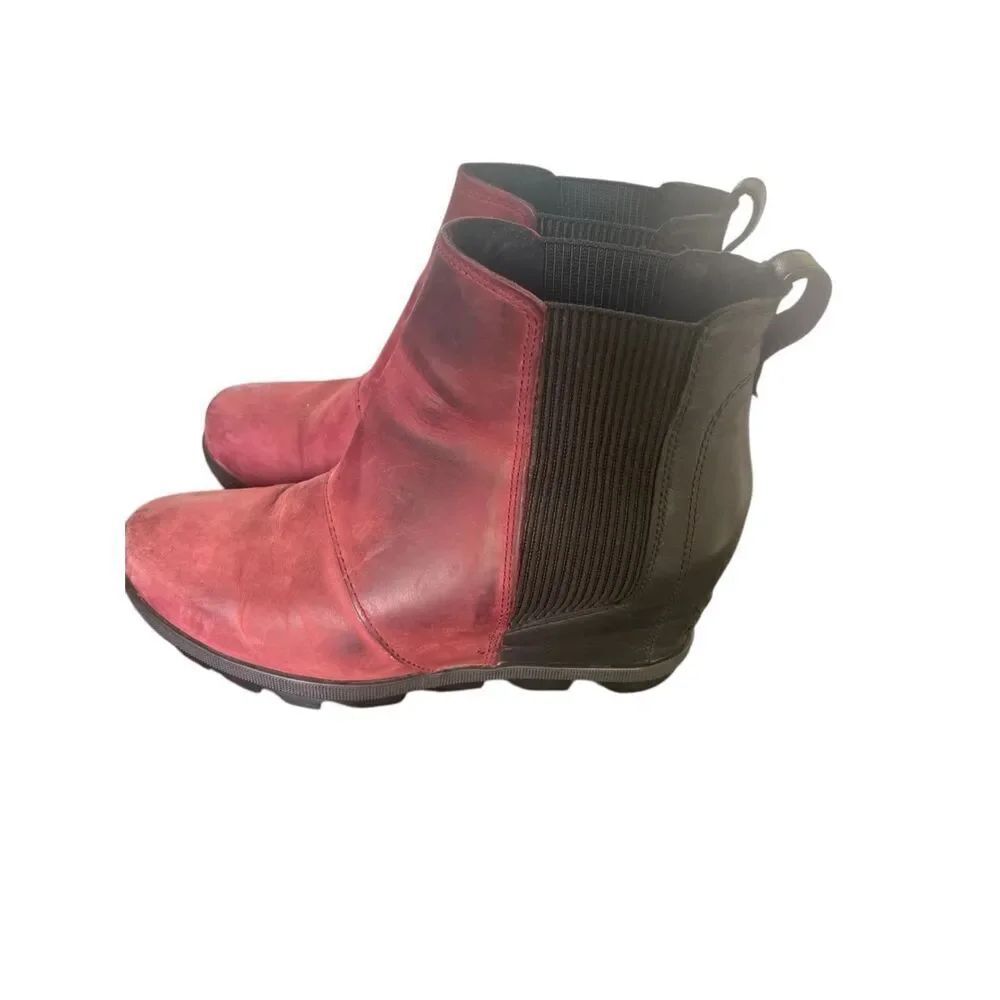 Sorel Joan of Artic Wedge Ankle Boots Red Wine Size 8